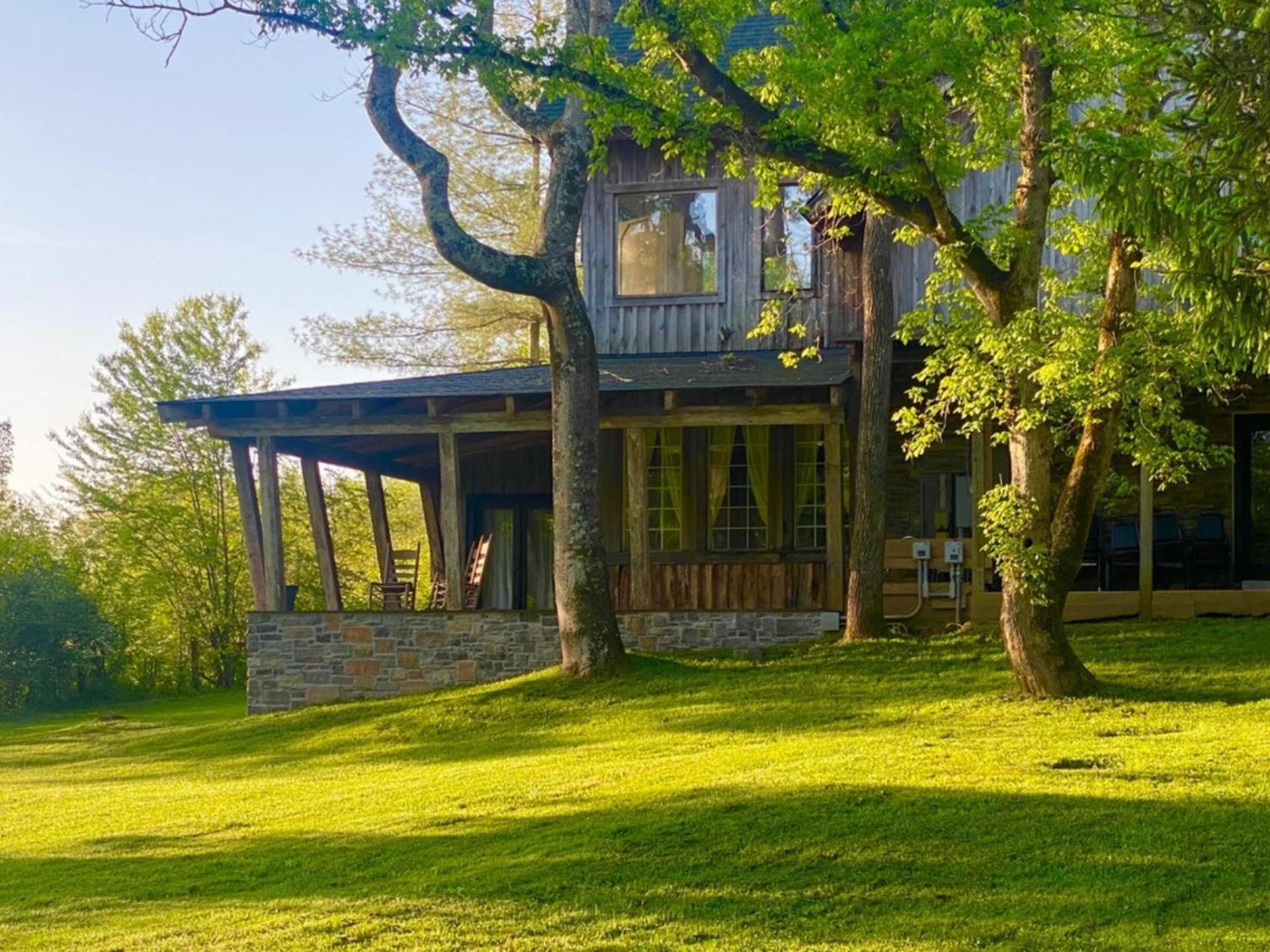 Appartement Whimsical Gatehouse At Dark Horse Estate à Franklin Extérieur photo